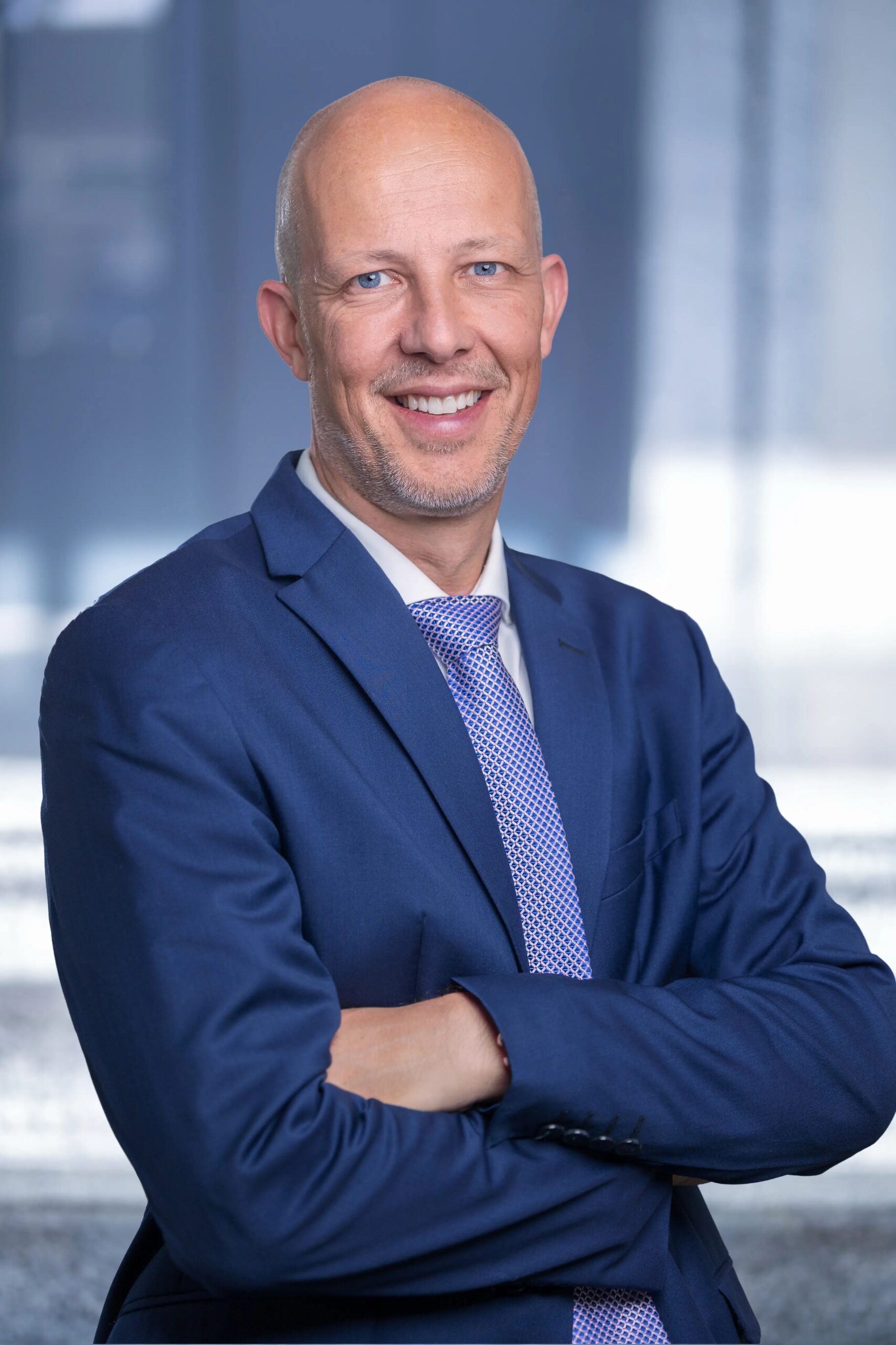 Alexander Eckenstein – Rechtsanwalt und Notar in Zug, Partner bei HotzGoldmann und Partner von Colunas AG Treuhand